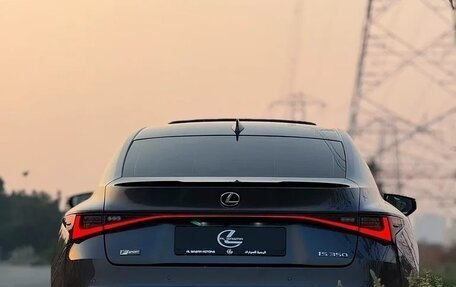 Lexus IS III, 2022 год, 6 567 000 рублей, 9 фотография