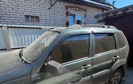 Chevrolet Niva I рестайлинг, 2009 год, 500 000 рублей, 15 фотография