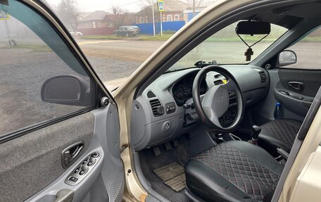 Hyundai Accent II, 2004 год, 450 000 рублей, 2 фотография