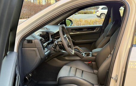 Porsche Cayenne III, 2024 год, 18 500 000 рублей, 14 фотография