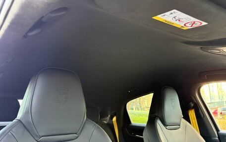 Porsche Cayenne III, 2024 год, 18 500 000 рублей, 28 фотография