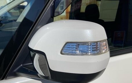 Honda Stepwgn, 2022 год, 2 000 000 рублей, 25 фотография