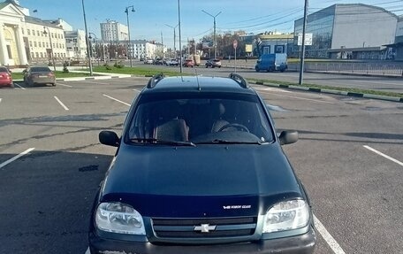 Chevrolet Niva I рестайлинг, 2006 год, 235 000 рублей, 1 фотография