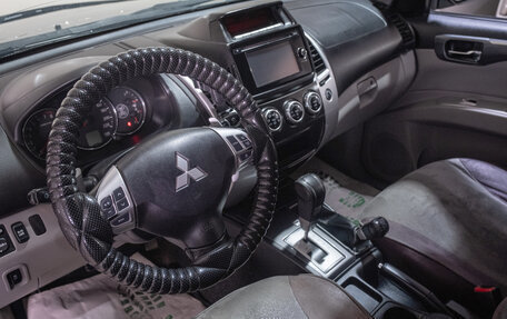 Mitsubishi Pajero Sport II рестайлинг, 2014 год, 2 649 000 рублей, 8 фотография