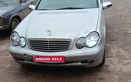 Mercedes-Benz C-Класс, 2002 год, 390 000 рублей, 1 фотография