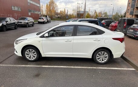 Hyundai Solaris II рестайлинг, 2018 год, 950 000 рублей, 4 фотография