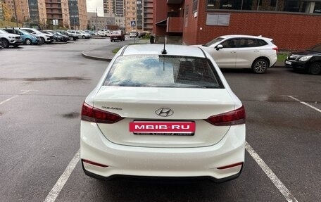 Hyundai Solaris II рестайлинг, 2018 год, 950 000 рублей, 5 фотография