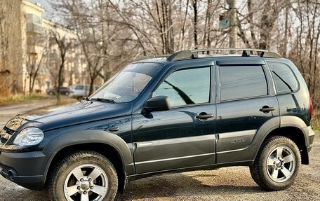 Chevrolet Niva I рестайлинг, 2012 год, 537 000 рублей, 4 фотография