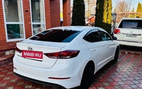 Hyundai Elantra VI рестайлинг, 2018 год, 1 130 000 рублей, 4 фотография