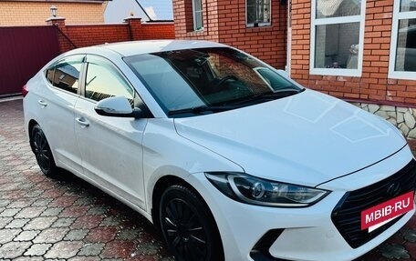 Hyundai Elantra VI рестайлинг, 2018 год, 1 130 000 рублей, 3 фотография