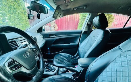 Hyundai Elantra VI рестайлинг, 2018 год, 1 130 000 рублей, 9 фотография