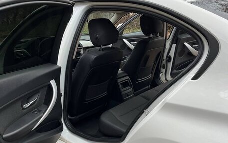 BMW 3 серия, 2016 год, 1 900 000 рублей, 37 фотография