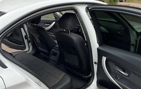BMW 3 серия, 2016 год, 1 900 000 рублей, 35 фотография