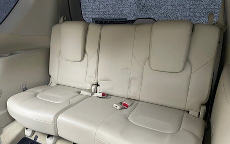 Nissan Patrol, 2011 год, 1 960 000 рублей, 16 фотография