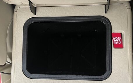 Nissan Patrol, 2011 год, 1 960 000 рублей, 21 фотография