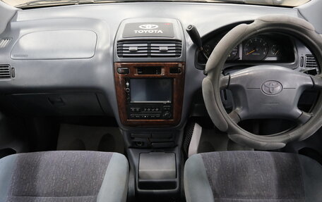 Toyota Ipsum II, 1998 год, 659 000 рублей, 13 фотография