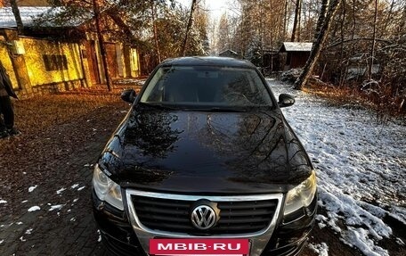 Volkswagen Passat B6, 2010 год, 680 000 рублей, 2 фотография