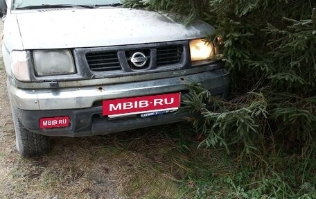 Nissan Navara (Frontier), 1999 год, 100 000 рублей, 2 фотография