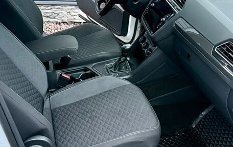 Volkswagen Tiguan II, 2018 год, 1 850 000 рублей, 8 фотография