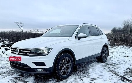 Volkswagen Tiguan II, 2018 год, 1 850 000 рублей, 2 фотография