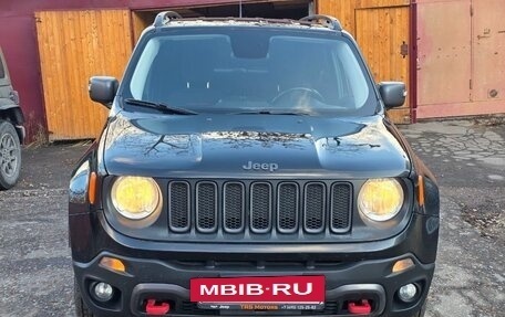 Jeep Renegade I рестайлинг, 2016 год, 2 000 000 рублей, 2 фотография