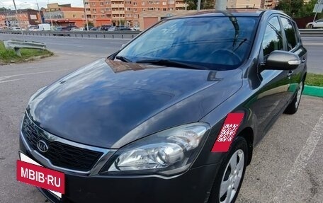 KIA cee'd I рестайлинг, 2010 год, 699 000 рублей, 2 фотография