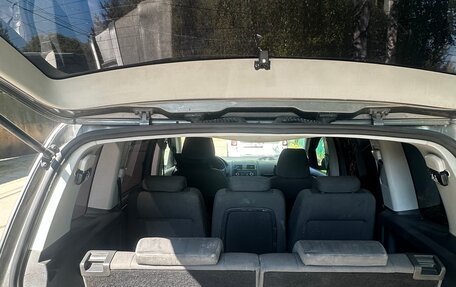 Volkswagen Touran III, 2012 год, 820 000 рублей, 8 фотография