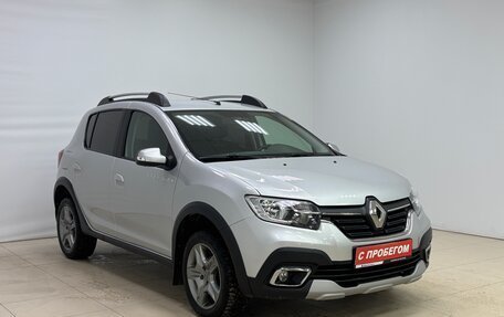 Renault Sandero II рестайлинг, 2020 год, 1 230 000 рублей, 3 фотография