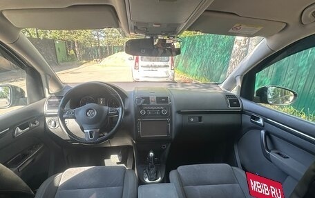 Volkswagen Touran III, 2012 год, 820 000 рублей, 10 фотография