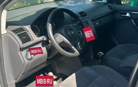 Volkswagen Touran III, 2012 год, 820 000 рублей, 5 фотография