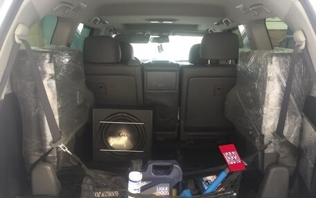 Toyota Land Cruiser 200, 2008 год, 2 890 000 рублей, 8 фотография