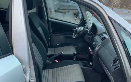 Suzuki SX4 II рестайлинг, 2008 год, 330 000 рублей, 12 фотография