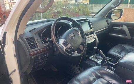 Toyota Land Cruiser 200, 2013 год, 5 700 000 рублей, 6 фотография