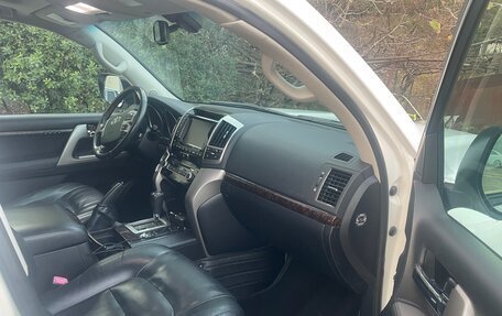 Toyota Land Cruiser 200, 2013 год, 5 700 000 рублей, 14 фотография