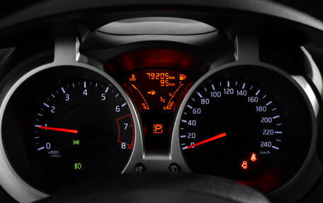 Nissan Juke II, 2013 год, 1 090 000 рублей, 13 фотография