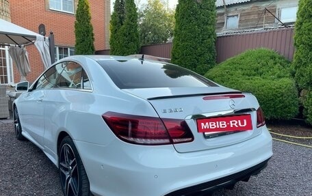 Mercedes-Benz E-Класс, 2015 год, 2 120 000 рублей, 3 фотография