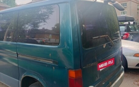 Mazda Bongo Friendee i рестайлинг, 1996 год, 340 000 рублей, 5 фотография