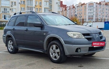 Mitsubishi Outlander III рестайлинг 3, 2005 год, 610 000 рублей, 3 фотография