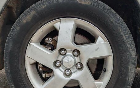 Mitsubishi Outlander III рестайлинг 3, 2005 год, 610 000 рублей, 7 фотография