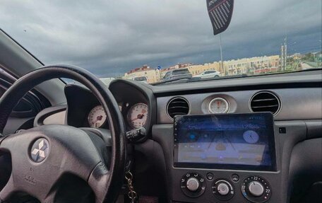 Mitsubishi Outlander III рестайлинг 3, 2005 год, 610 000 рублей, 11 фотография