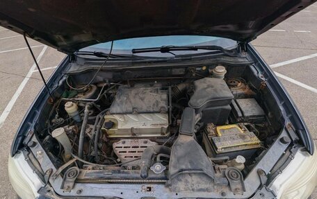 Mitsubishi Outlander III рестайлинг 3, 2005 год, 610 000 рублей, 16 фотография