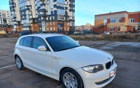 BMW 1 серия, 2010 год, 785 000 рублей, 2 фотография