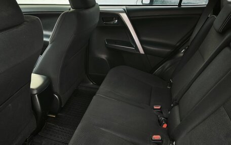 Toyota RAV4, 2016 год, 1 960 000 рублей, 11 фотография