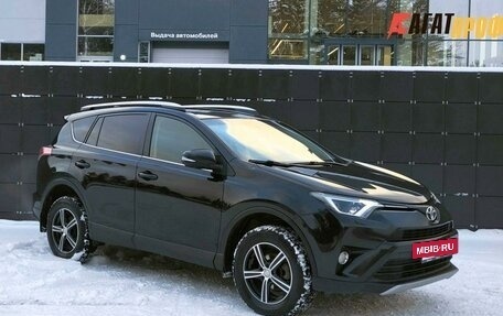 Toyota RAV4, 2016 год, 1 960 000 рублей, 2 фотография