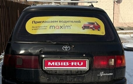 Toyota Ipsum II, 2000 год, 500 000 рублей, 2 фотография