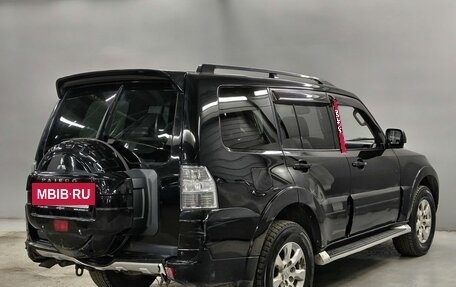 Mitsubishi Pajero IV, 2013 год, 1 780 000 рублей, 5 фотография