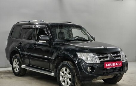 Mitsubishi Pajero IV, 2013 год, 1 780 000 рублей, 3 фотография