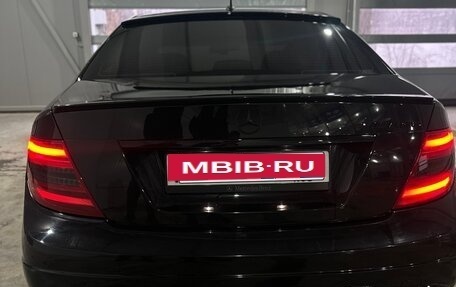 Mercedes-Benz C-Класс, 2013 год, 1 350 000 рублей, 17 фотография