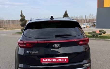 KIA Sportage IV рестайлинг, 2018 год, 2 330 000 рублей, 4 фотография