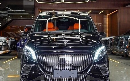 Mercedes-Benz V-Класс, 2025 год, 14 300 000 рублей, 2 фотография